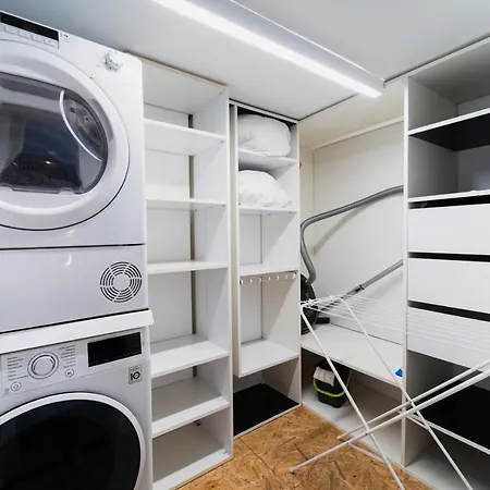Loft -old Town -5 People-nice Design-near To Market Square Vratislav
