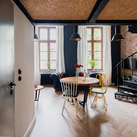 Loft Apart -old Town -5 People-nice Design-near To Market Square * Wroclaw