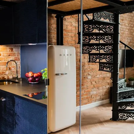 Apartment Loft Apart -old Town -5 People-nice Design-near To Market Square Wroclaw